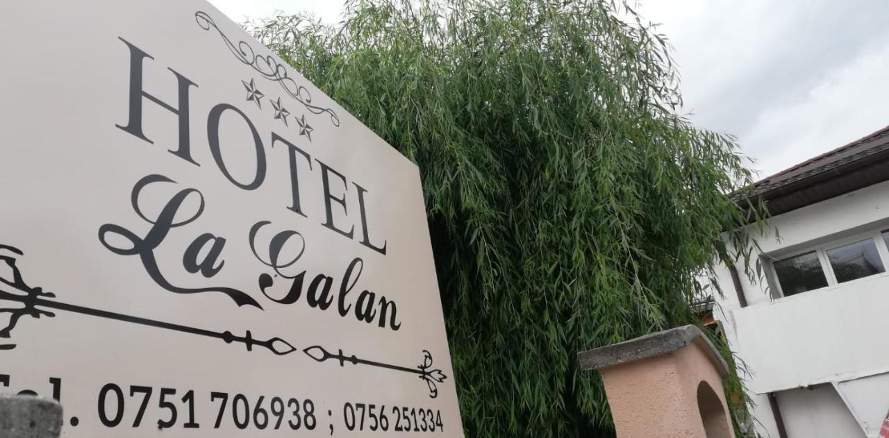 Hostel „La Galan” Rădăuţi Extérieur photo