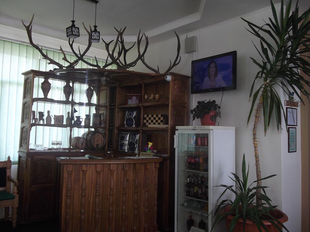 Hostel „La Galan” Rădăuţi Extérieur photo