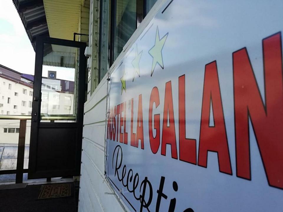 Hostel „La Galan” Rădăuţi Extérieur photo